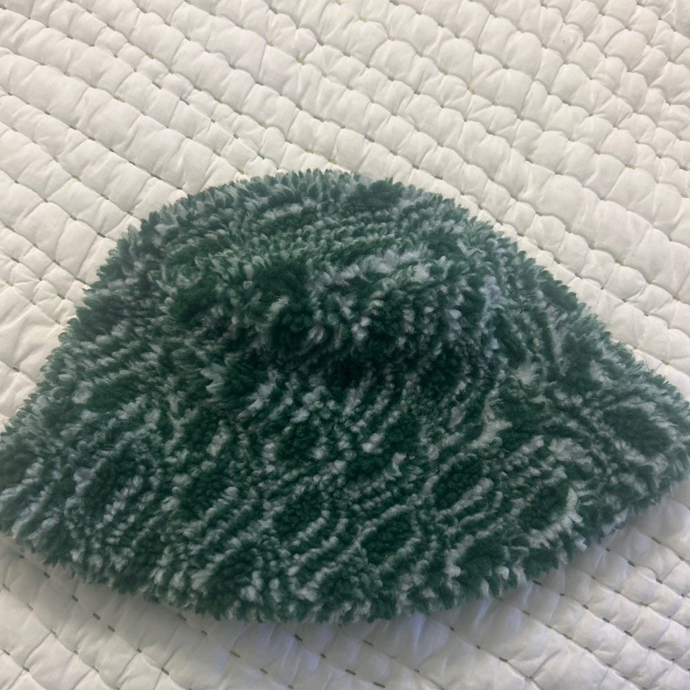 Anthropology sherpa green bucket hat